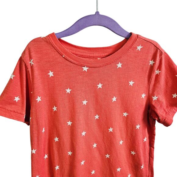 Primary Kids Size 6-7 Short Sleeve Tee Muted Red White Star Print USA Patriotic - Picture 2 of 4